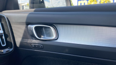 Volvo XC40 2.0 B3P Plus Dark 5dr Auto Petrol Estate